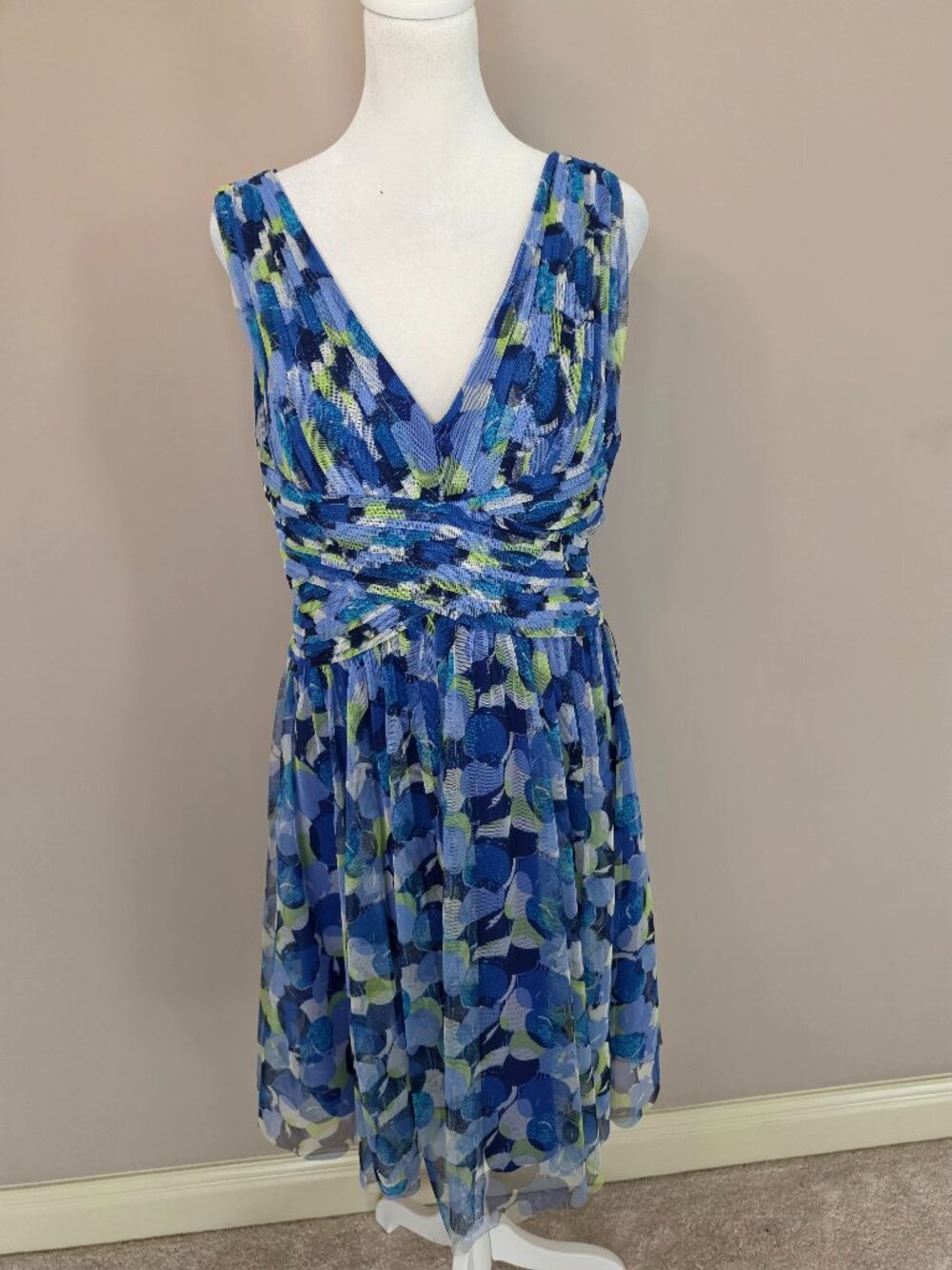 Alex Evening Sleeveless Chiffon Fit & Flare Printed Midi Dress Size 16